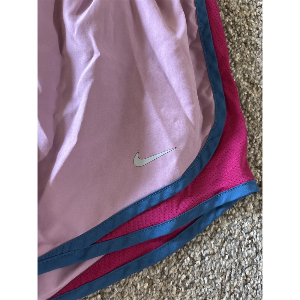 Womens Nike Purple and Pink Dri-Fit Shorts‎ - Picture 2 of 4
